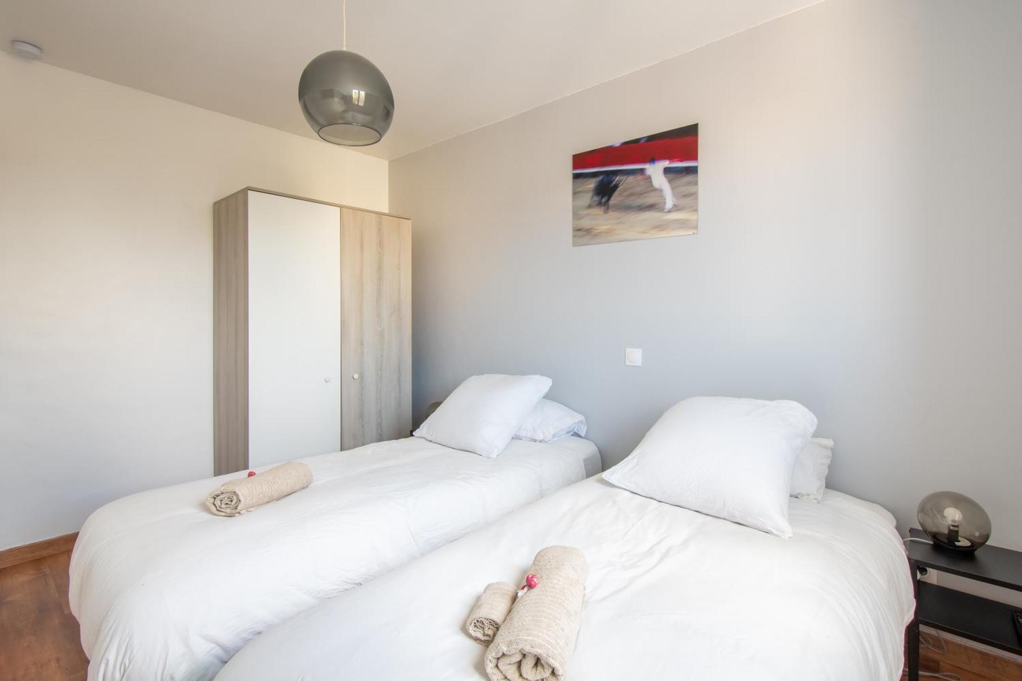 Guesthouse La Costiere - Logements Independants - Espace Piscine Jacuzzi Lunel  Eksteriør bilde